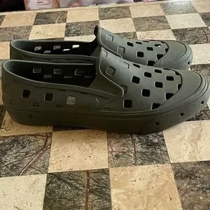 Vans | Shoes | Vans Slipon Trk Green Milieu Vna5hf8yv2 Size  display picture 1